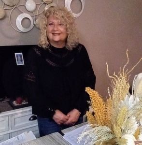 Meet your Posher, Barbara lombardi